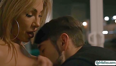 Big ass milf gets deepthroat fucked by a young guy