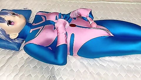 Hot amateur cosplay girl masturbates with a large dildo