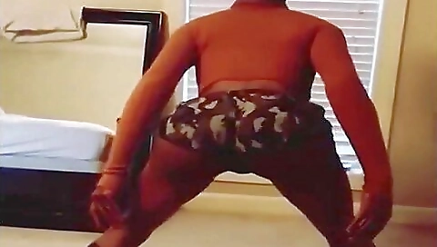 Vintage tranny twerking compilation with amazing clips
